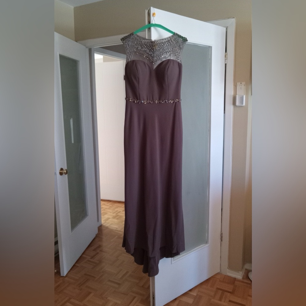 Formal Women’s Dress -Size 10